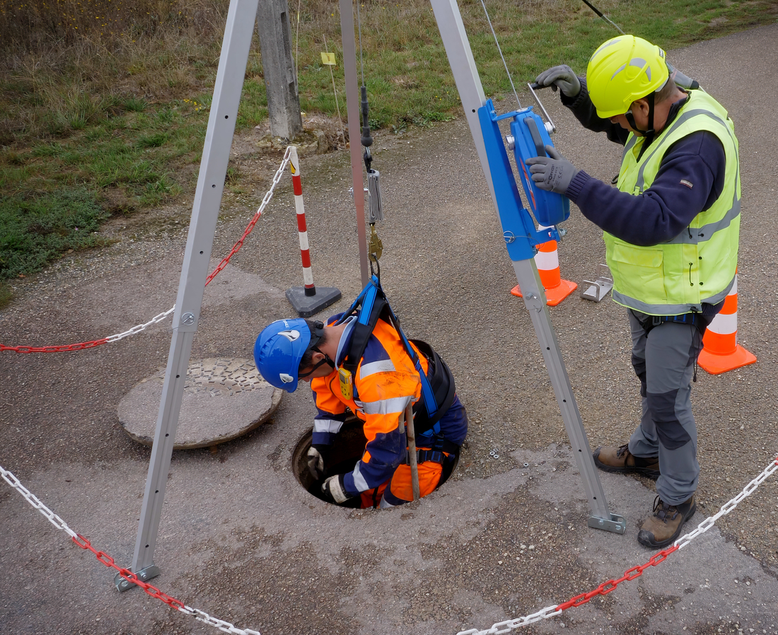 operational emergency plan + rescue device